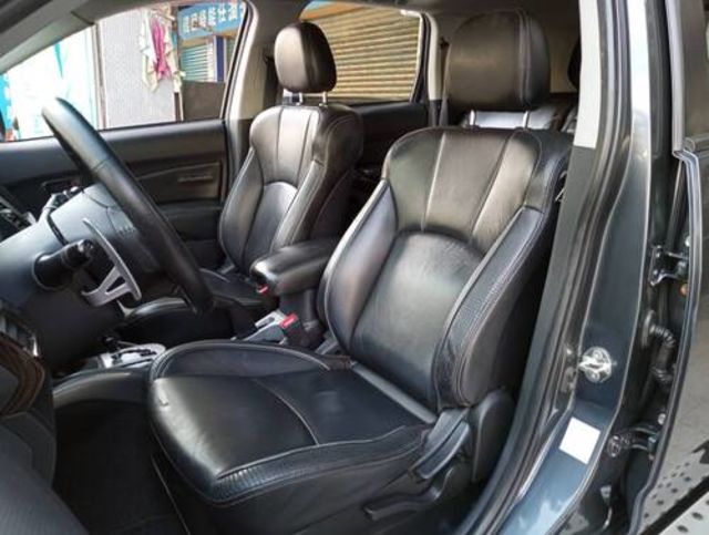 MITSUBISHI三菱 OUTLANDER  第3張相片