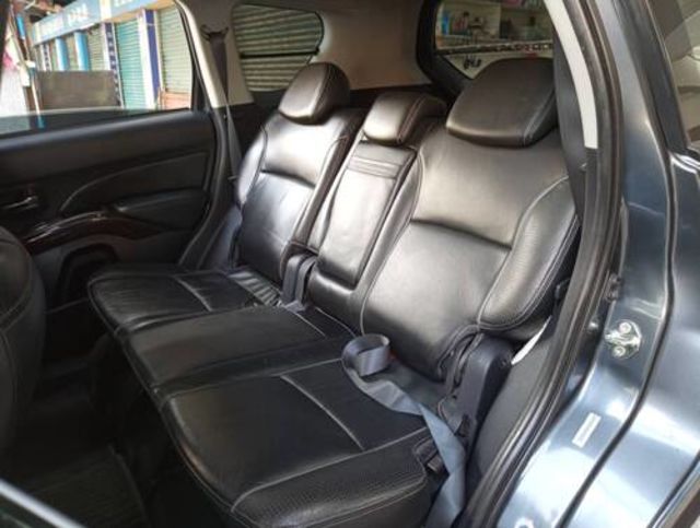 MITSUBISHI三菱 OUTLANDER  第4張相片