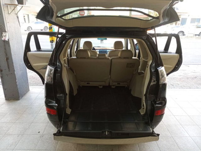 MITSUBISHI三菱 OUTLANDER  第5張相片