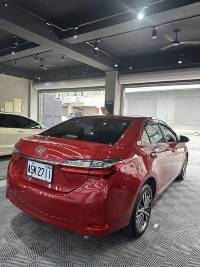 TOYOTA豐田 ALTIS  第5張相片