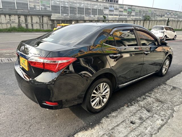 TOYOTA豐田 ALTIS  第6張相片