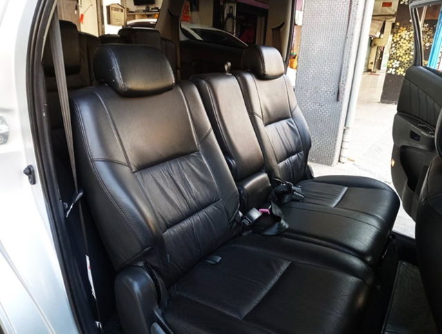 TOYOTA豐田 WISH  第7張相片