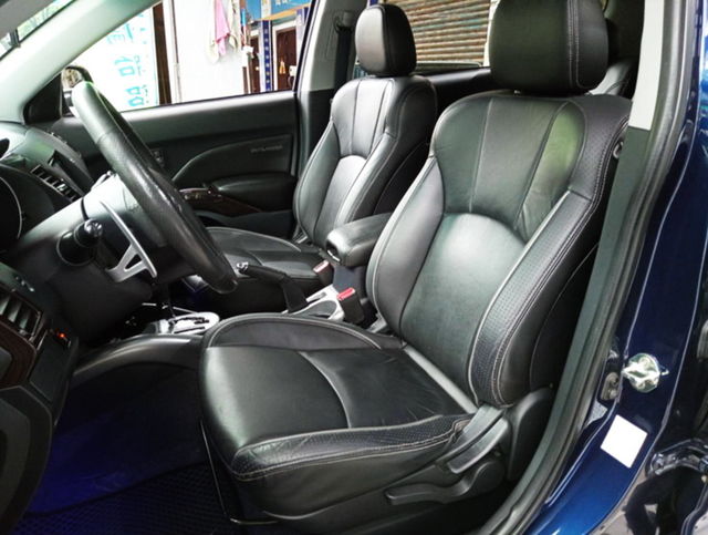MITSUBISHI三菱 OUTLANDER  第3張相片