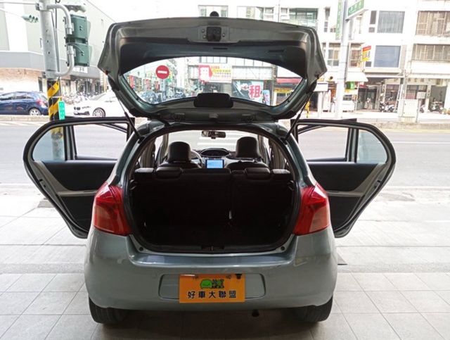 TOYOTA豐田 YARIS  第3張相片