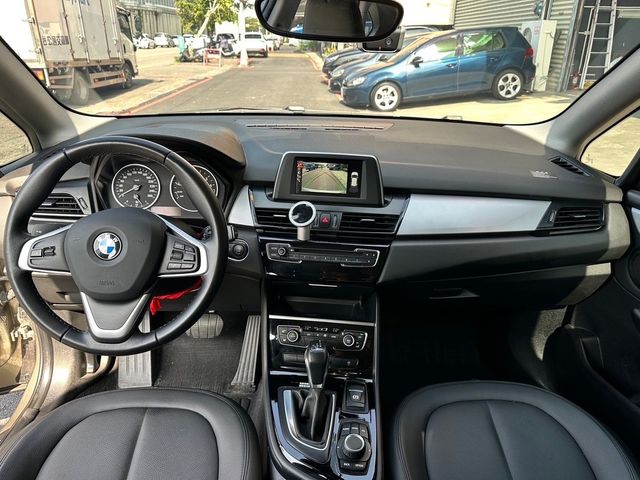 BMW寶馬 218I  第4張相片