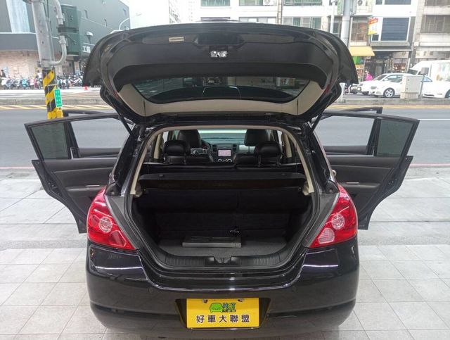 NISSAN日產 TIIDA  第17張相片