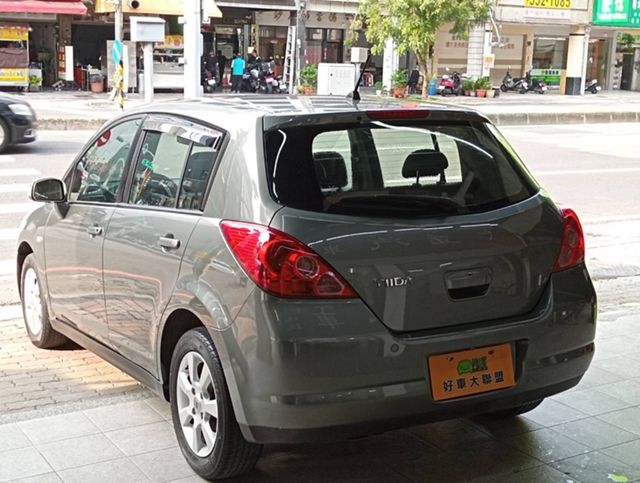 NISSAN日產 TIIDA  第3張相片