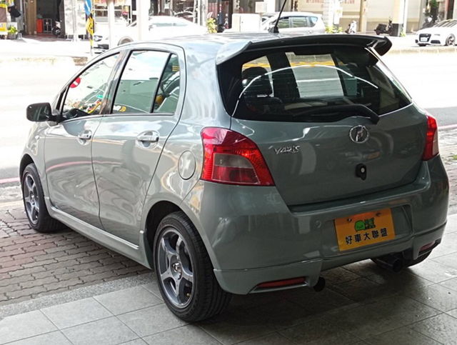 TOYOTA豐田 YARIS  第3張相片