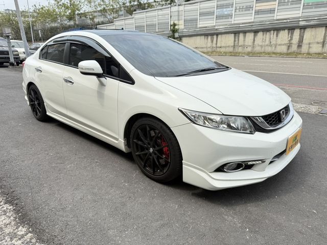 HONDA本田 CIVIC  第2張相片