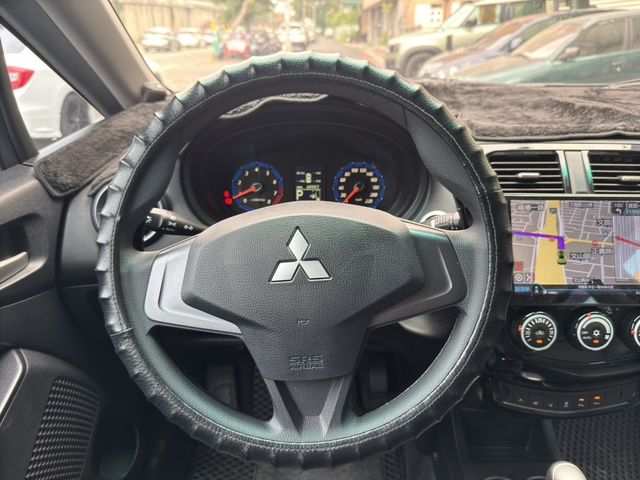 MITSUBISHI三菱 COLT PLUS  第14張相片