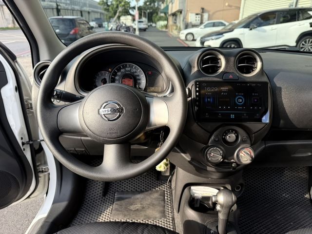 NISSAN日產 MARCH  第8張相片