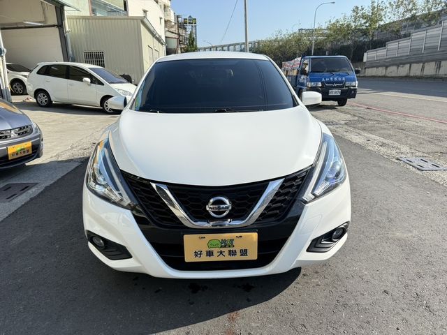 NISSAN日產 TIIDA  第2張相片