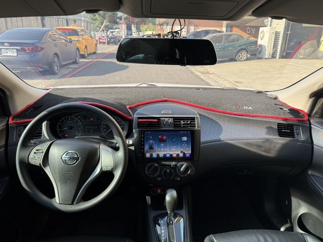 NISSAN日產 TIIDA  第7張相片