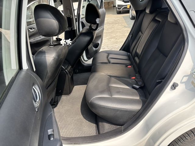 NISSAN日產 TIIDA  第7張相片