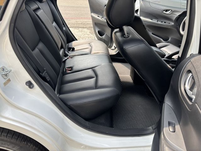 NISSAN日產 TIIDA  第9張相片