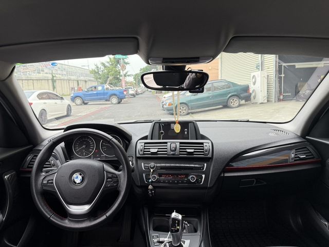 BMW寶馬 116I  第8張相片