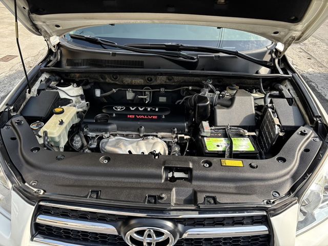 TOYOTA豐田 RAV4  第10張相片