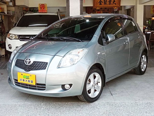 TOYOTA豐田 YARIS  第1張相片