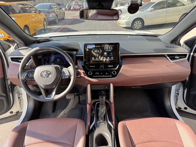 TOYOTA豐田 COROLLA CROSS  第7張相片