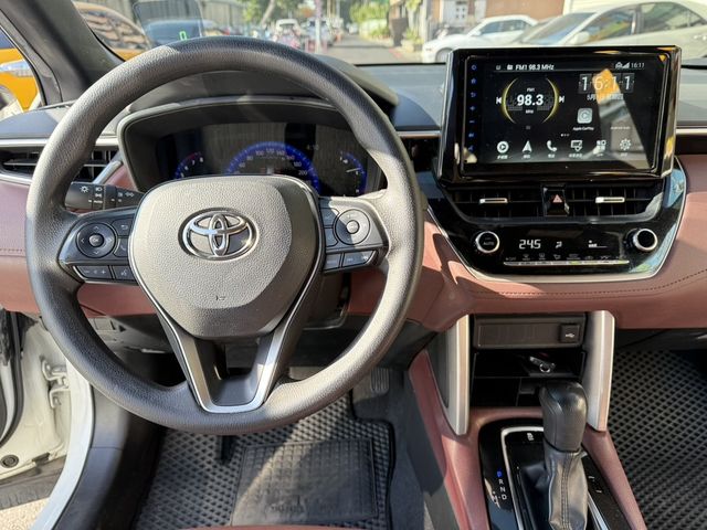 TOYOTA豐田 COROLLA CROSS  第13張相片