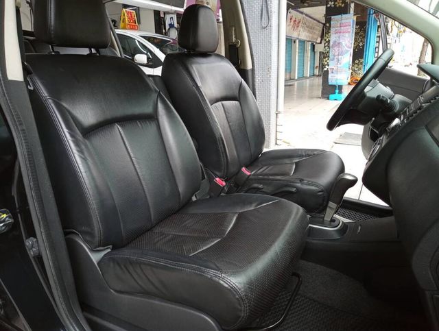 NISSAN日產 TIIDA  第2張相片