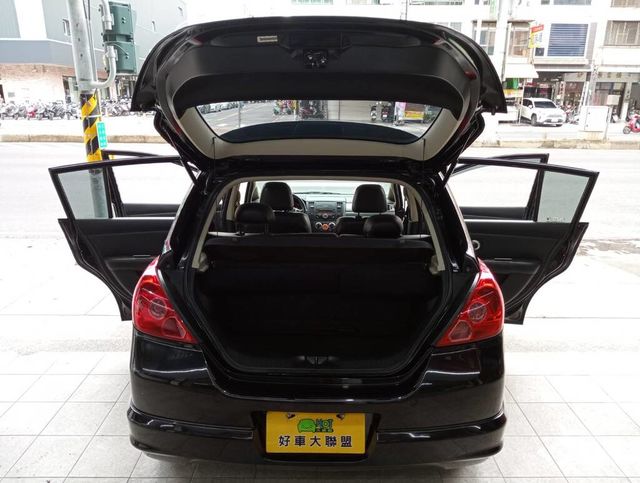 NISSAN日產 TIIDA  第3張相片