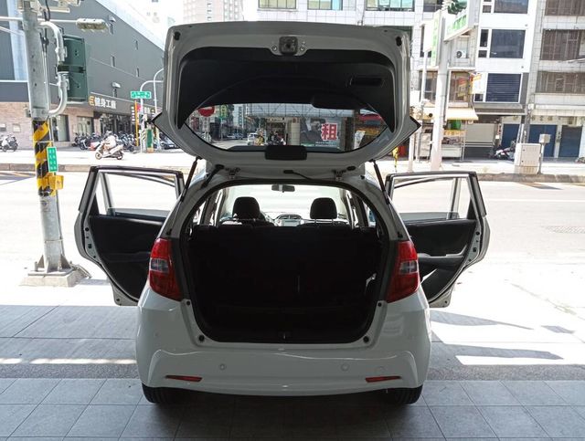 HONDA本田 FIT  第7張相片