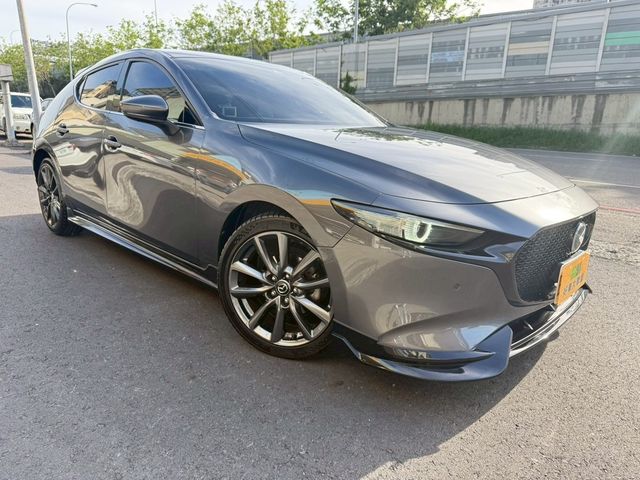 MAZDA馬自達 MAZDA 3  第3張相片