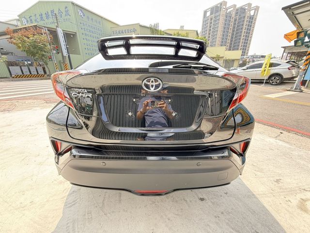 TOYOTA豐田 C-HR  第5張相片