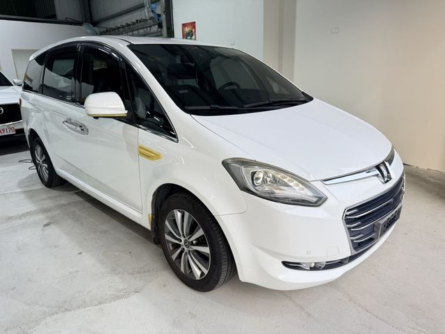 LUXGEN納智捷 M7 TURBO  第2張相片