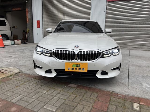 BMW寶馬 318I  第2張相片