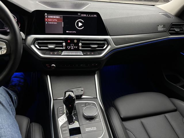 BMW寶馬 318I  第16張相片