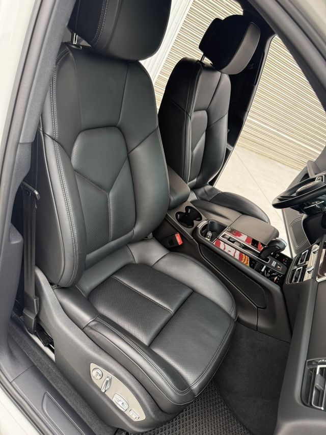 PORSCHE保時捷 MACAN  第15張相片