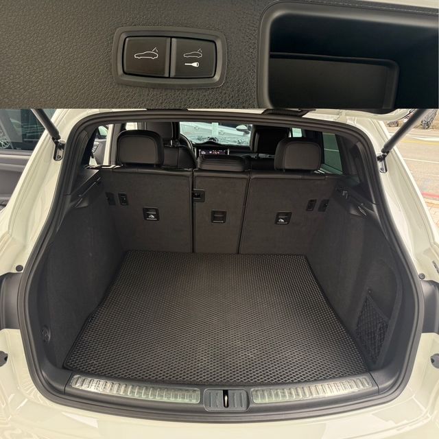 PORSCHE保時捷 MACAN  第17張相片