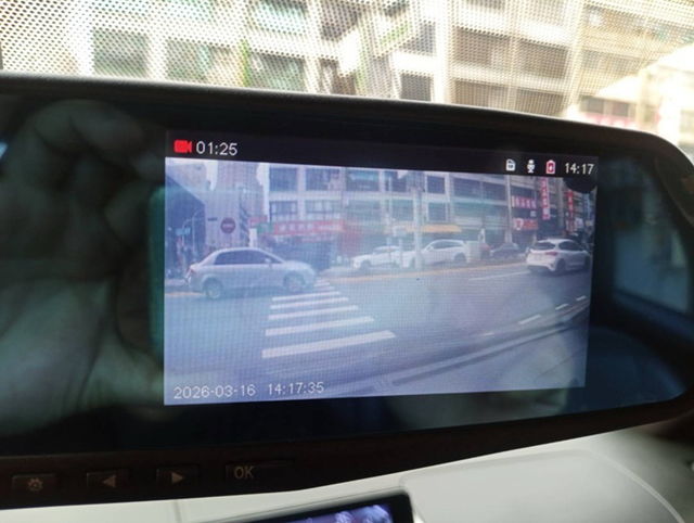 TOYOTA豐田 YARIS  第12張相片