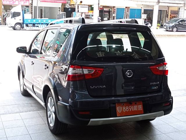 NISSAN日產 LIVINA  第2張相片