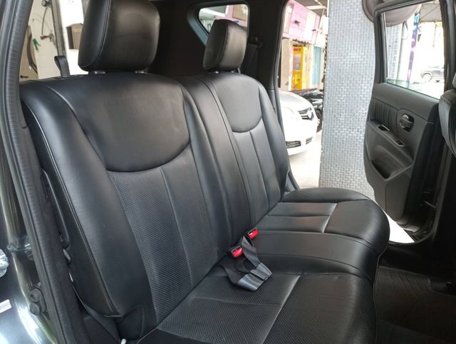 NISSAN日產 LIVINA  第6張相片