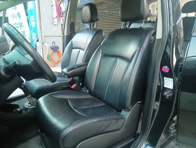 NISSAN日產 TIIDA  第3張相片