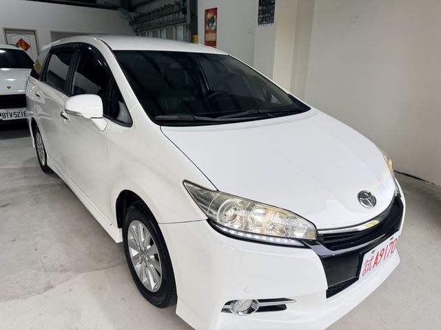 TOYOTA豐田 WISH  第2張相片