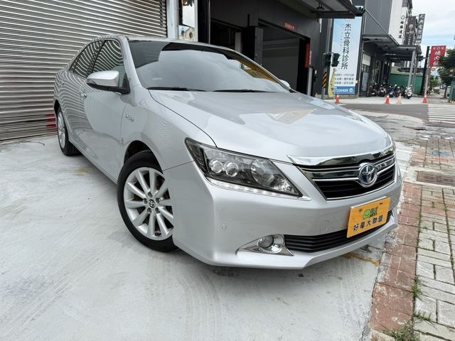 TOYOTA豐田 CAMRY HYBRID  第3張相片