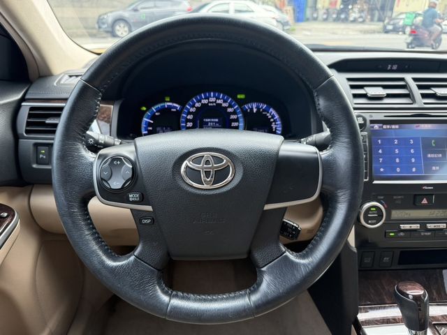 TOYOTA豐田 CAMRY HYBRID  第8張相片