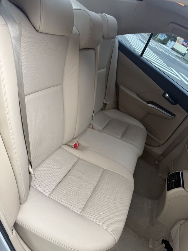 TOYOTA豐田 CAMRY HYBRID  第15張相片