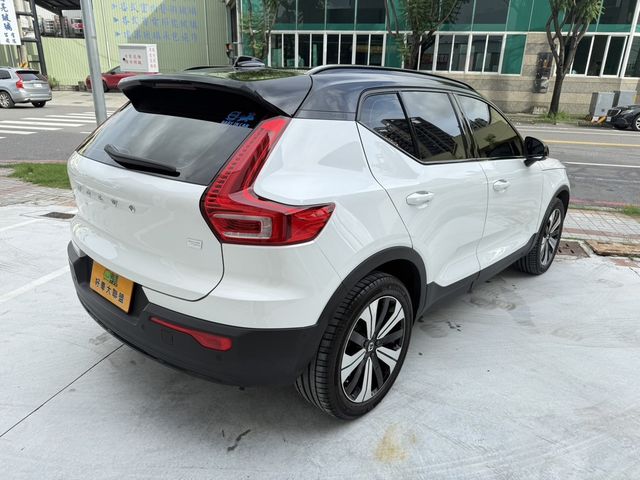 VOLVO富豪 XC40  第6張相片