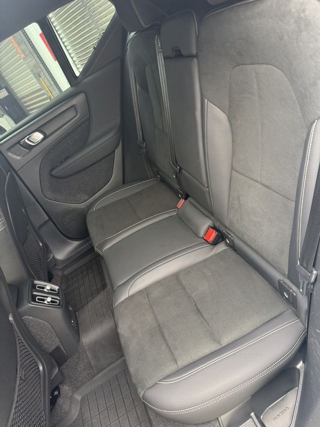 VOLVO富豪 XC40  第13張相片