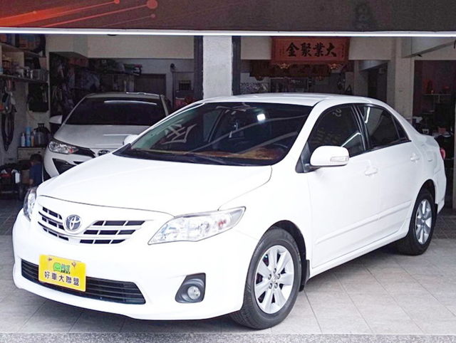 TOYOTA豐田 ALTIS  第1張相片