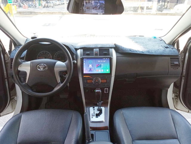 TOYOTA豐田 ALTIS  第4張相片