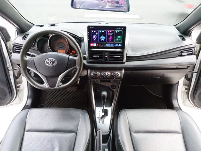 TOYOTA豐田 YARIS  第4張相片