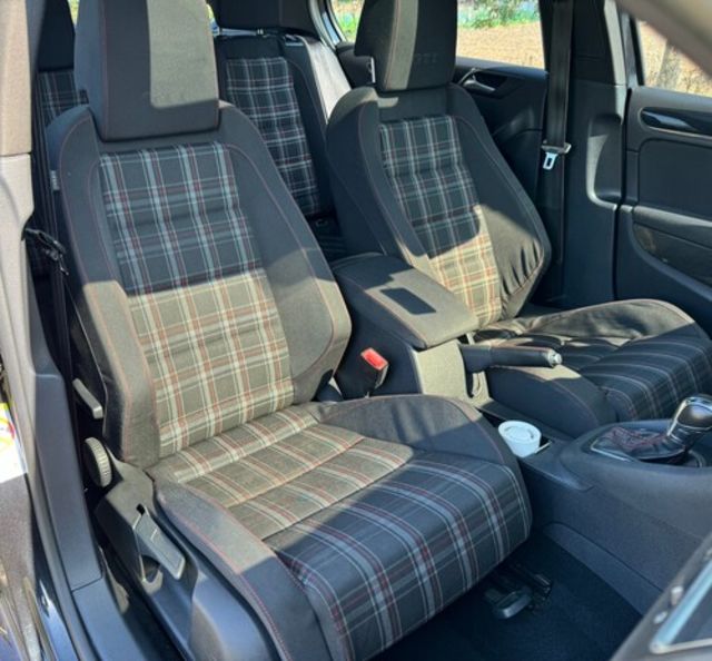 VOLKSWAGEN福斯 GOLF GTI  第19張相片