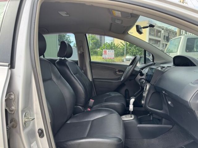 TOYOTA豐田 YARIS  第14張相片