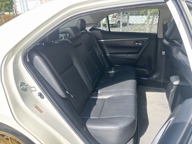 TOYOTA豐田 ALTIS  第18張相片